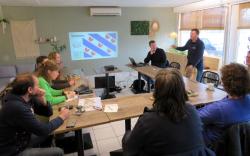 Waadrâne op excursie naar BAM-akker